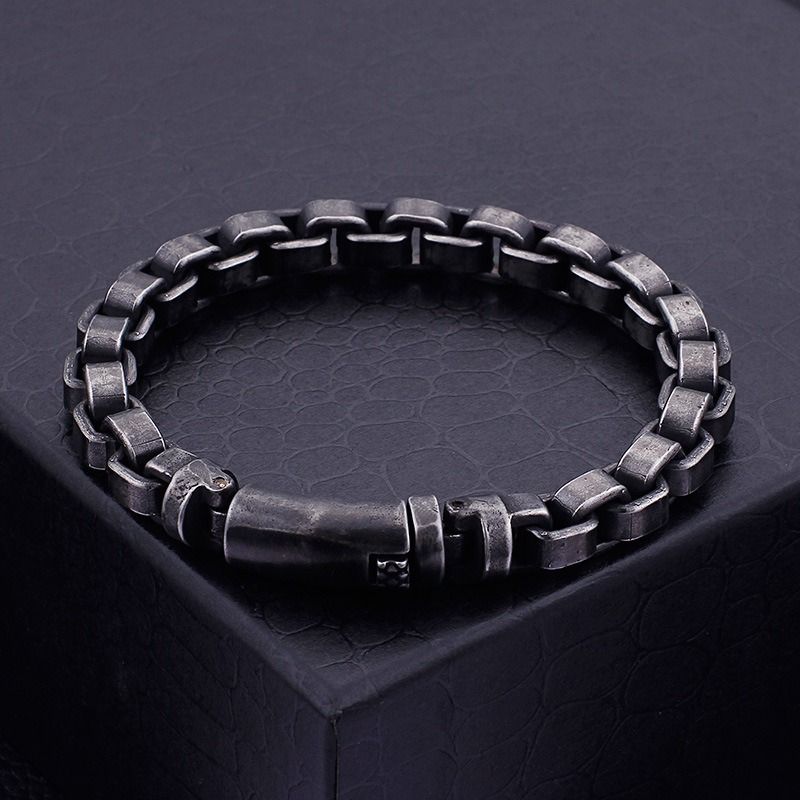 European and American fashion titanium steel bracelet casting hand jewelry wholesale contracted 316 stainless steel retro personality fashion male bracelet