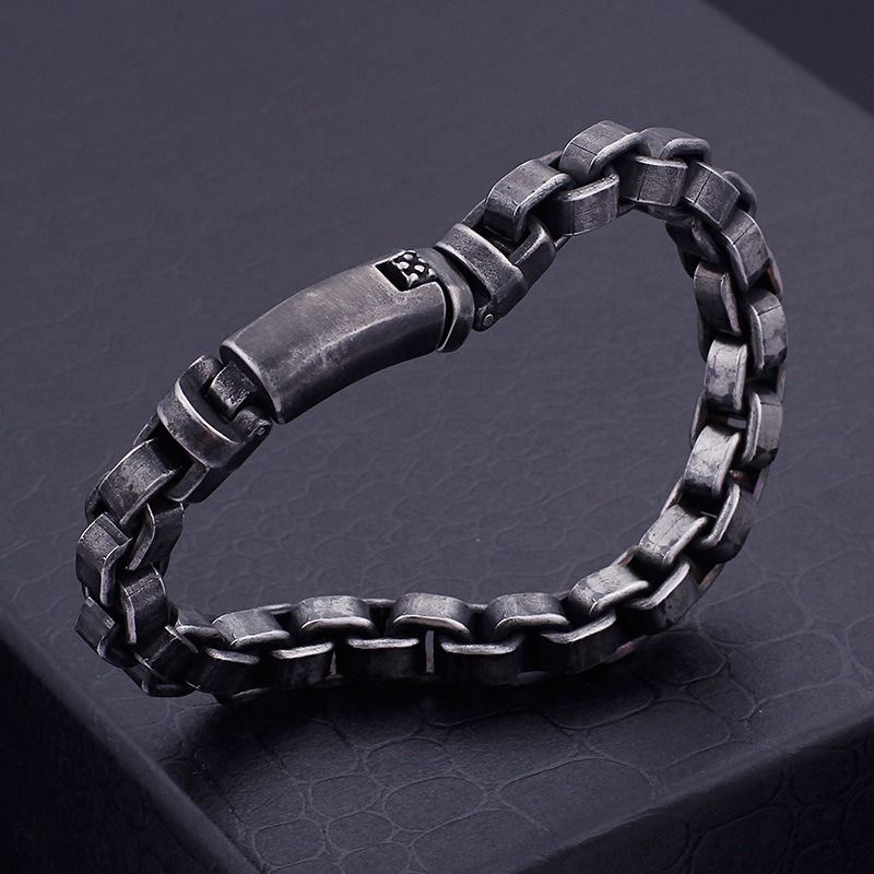 European and American fashion titanium steel bracelet casting hand jewelry wholesale contracted 316 stainless steel retro personality fashion male bracelet