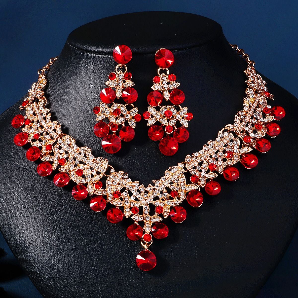 African Bridal Jewelry Three-piece Fashion Commuter Haute Couture Ball Wedding Jewelry Alloy Diamond Crown Necklace Earrings Wedding Jewelry Bridal set
