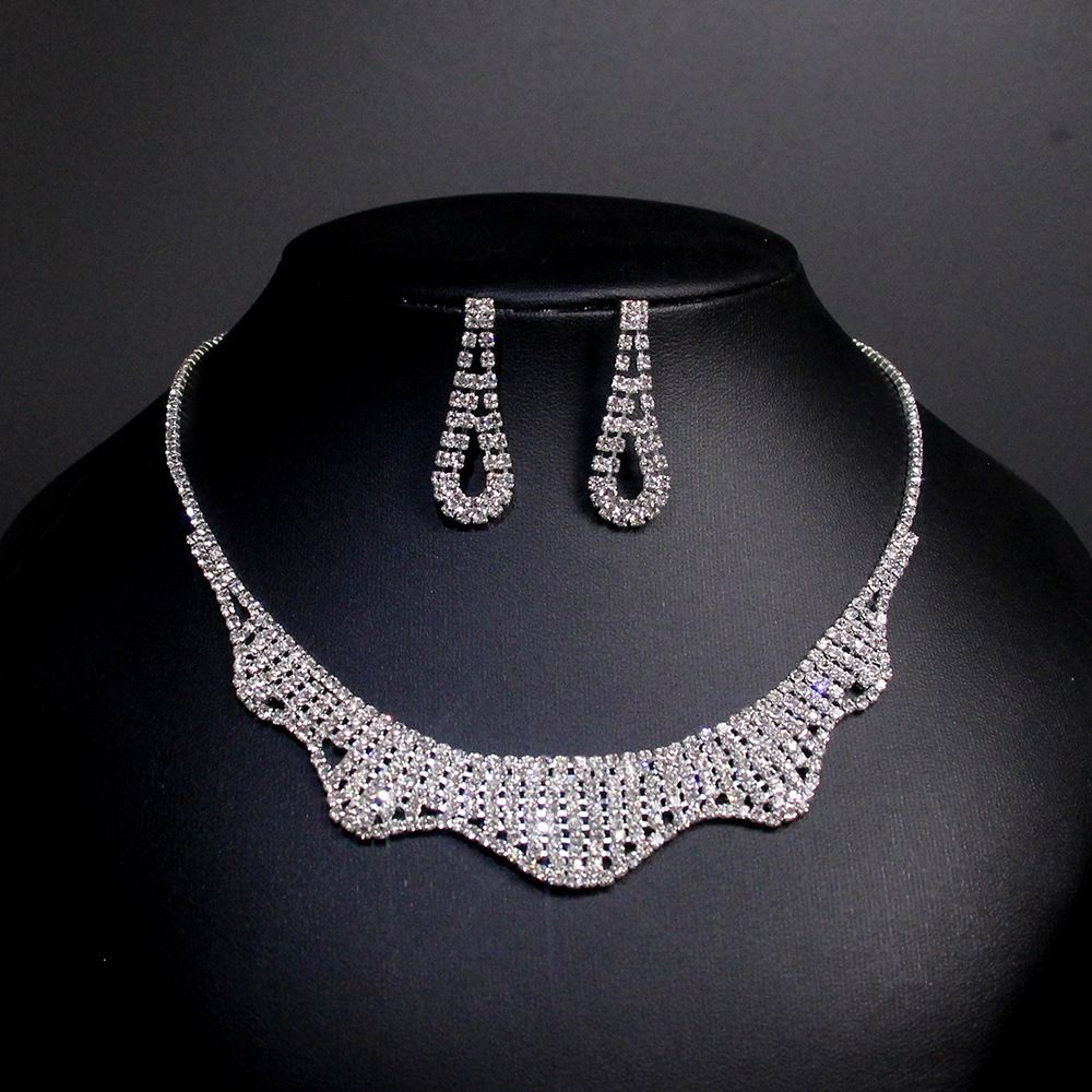 2024 New Style Metal Claw Chain Rhinestone Wedding Necklace Bride Necklace Earrings Jewelry Set Wholesale Light Luxury High-end Evening Party Accessories