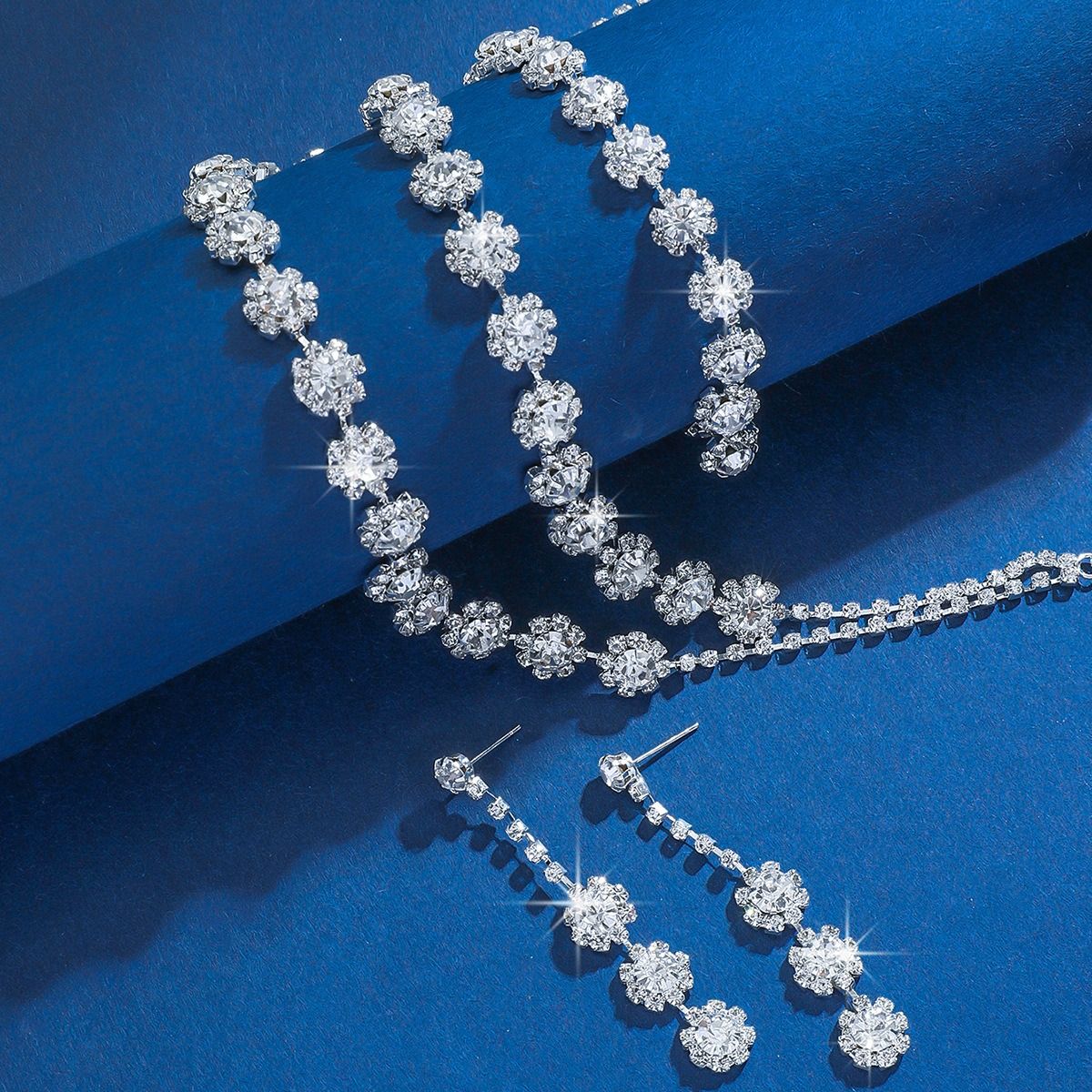 Bride jewelry set Europe and the United States fashion Amazon explosive series rhinestone full diamond necklace earrings bracelet three-piece set