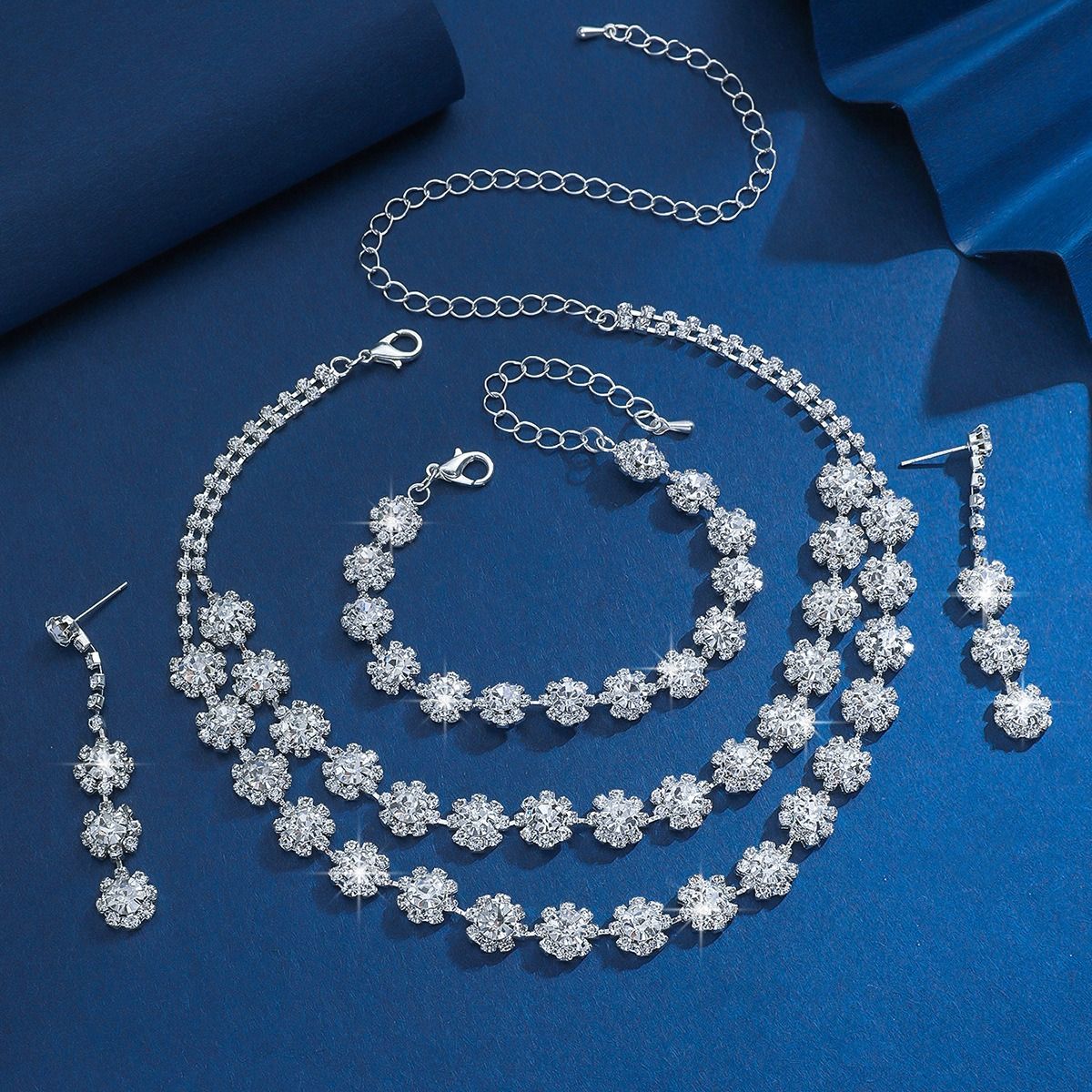 Bride jewelry set Europe and the United States fashion Amazon explosive series rhinestone full diamond necklace earrings bracelet three-piece set