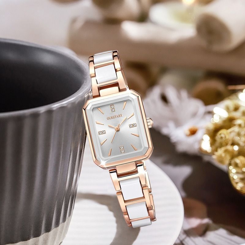 Square fashion temperament diamond square light luxury bracelet watch simple women's watch niche literature