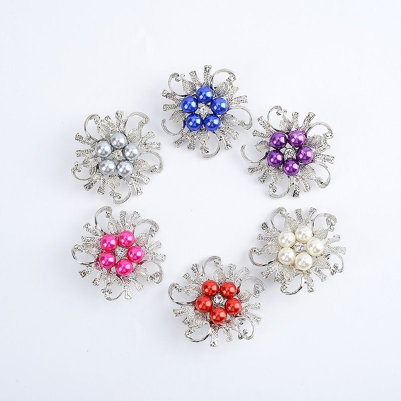2025 Africa Europe America Fashion Silk Scarf Buckle Anti-slip Alloy High-grade Korean Version Diamond-set Pearl Brooch Rhine-diamond Clothing Pin Corsage Plant & Flower Elements Simple Fashion Style