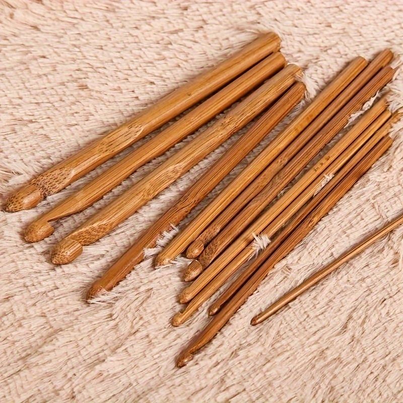 Ergonomic Bamboo Crochet Hook Set, 12-Piece, Comfort Grip Handles, Maroon, Sizes 3Mm-10Mm, Eco-Friendly Craft Tools