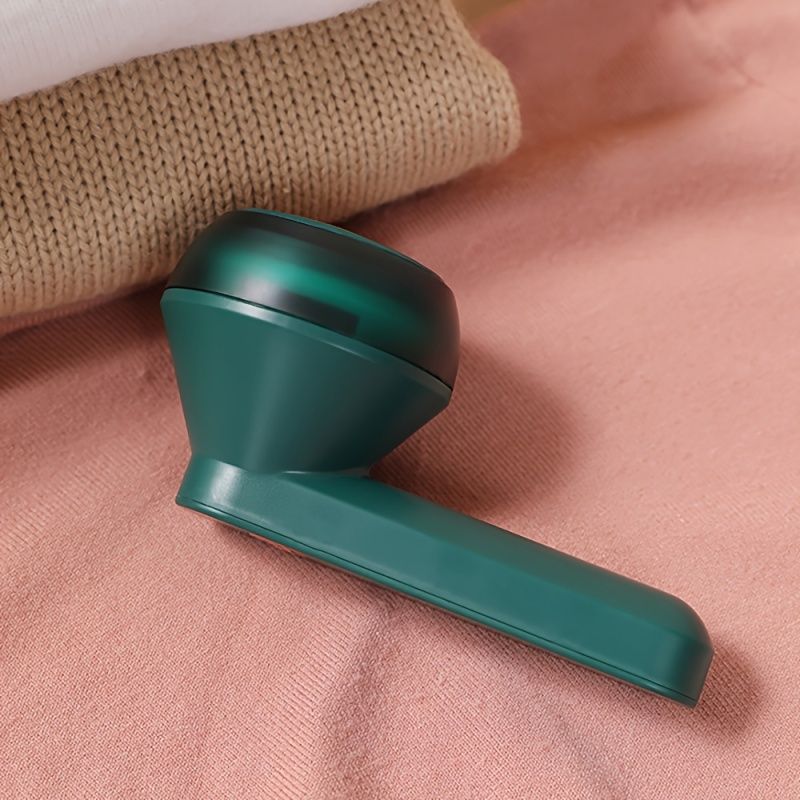 Rechargeable Lithium Battery Fabric Shaver - Effortless Defuzzer for Clothes, Woolen Coats, Scarves, Gloves, Furniture, Couches, Curtains, and Fuzz Balls - Easy to Use, Manual Operation, Plastic Handl