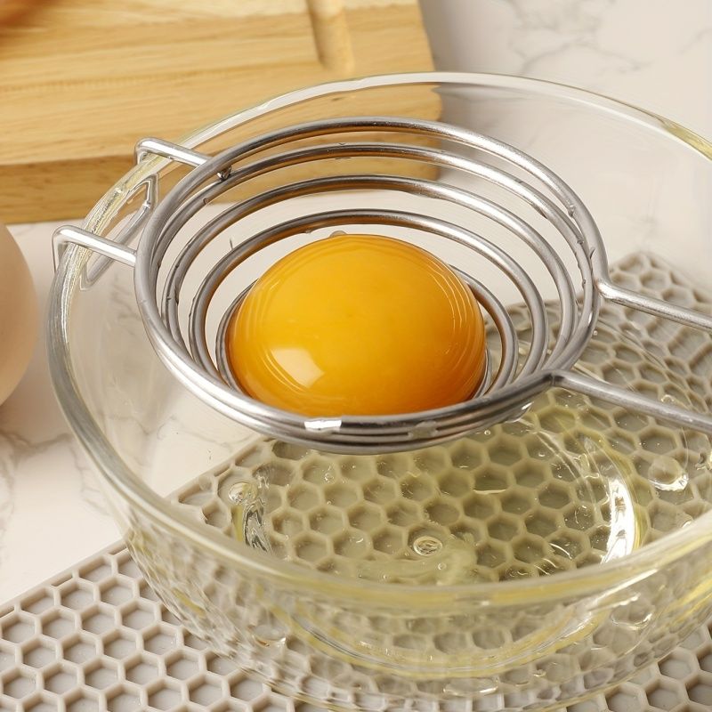 1pc Premium Stainless Steel Egg Yolk Separator - Effortless Egg White and Yolk Divider with Filter Function for Perfectly Separated Eggs - Durable and Easy to Use Kitchen Gadget