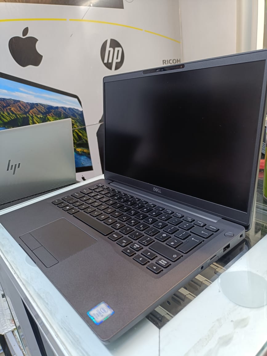 Dell Latitude 7400 Laptop – 8th Gen Intel Core i5 Processor, 8GB RAM, 256GB SSD | Fast, Efficient & Reliable for Business, Professionals & Everyday Use – Best Seller for Performance and Portability