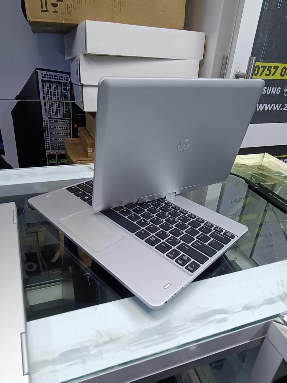HP EliteBook 810 G3 Intel CORE i5 8GB RAM + 256GB SSD STORAGE  A High-Performance Durable and Budget-Friendly Refurbished Perfect for Business Professionals