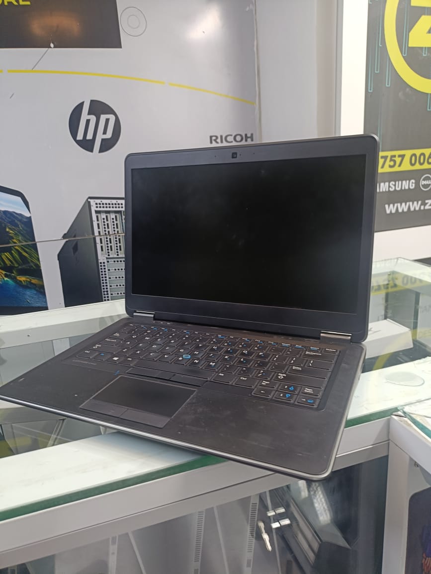 Unbeatable Deal on Dell Latitude 7440 | Core i7 | 8GB RAM | 500GB HDD – High Performance at the Best Price