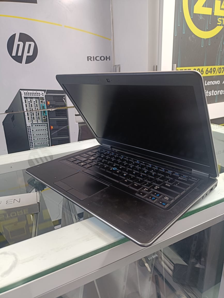 Unbeatable Deal on Dell Latitude 7440 | Core i7 | 8GB RAM | 500GB HDD – High Performance at the Best Price