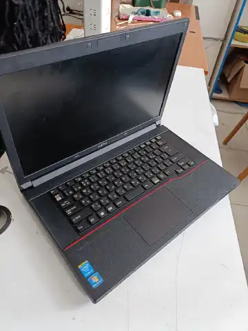 Fujitsu Lifebook A574/H is a reliable business laptop featuring an Intel Core i5 processor