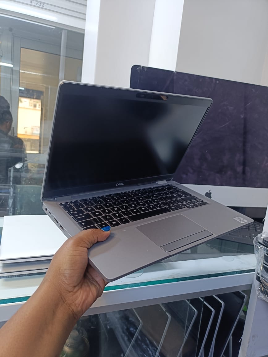 Dell Latitude 5310 | 10th Gen Intel Core i5 | 16GB RAM | 256GB SSD – High-Performance, Ultra-Portable Business Laptop for Professionals and Multitaskers