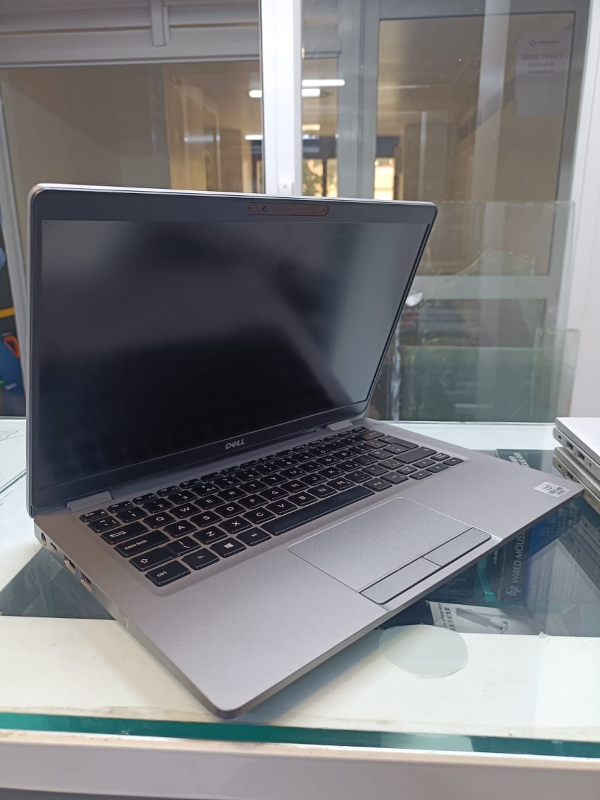 Dell Latitude 5310 | 10th Gen Intel Core i5 | 16GB RAM | 256GB SSD – High-Performance, Ultra-Portable Business Laptop for Professionals and Multitaskers