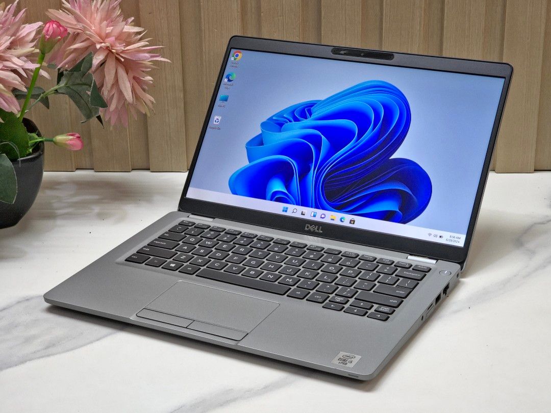 Dell Latitude 5310 | 10th Gen Intel Core i5 | 16GB RAM | 256GB SSD – High-Performance, Ultra-Portable Business Laptop for Professionals and Multitaskers
