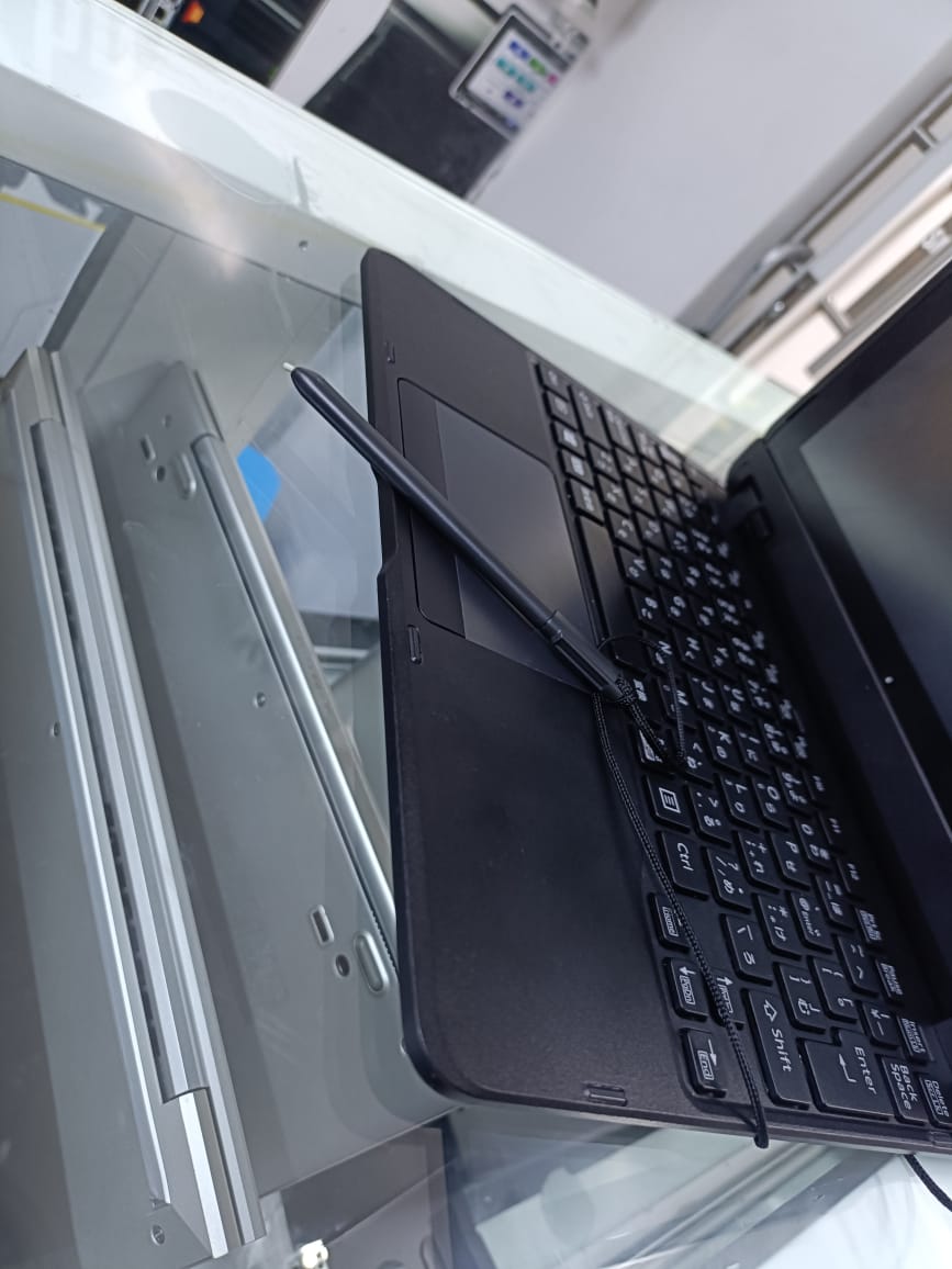 Fujitsu ARROWS Windows Tablet Tab Q508/SE Intel Atom x7 4GB RAM 128GB SSD Win 10 Stylus Included detachable