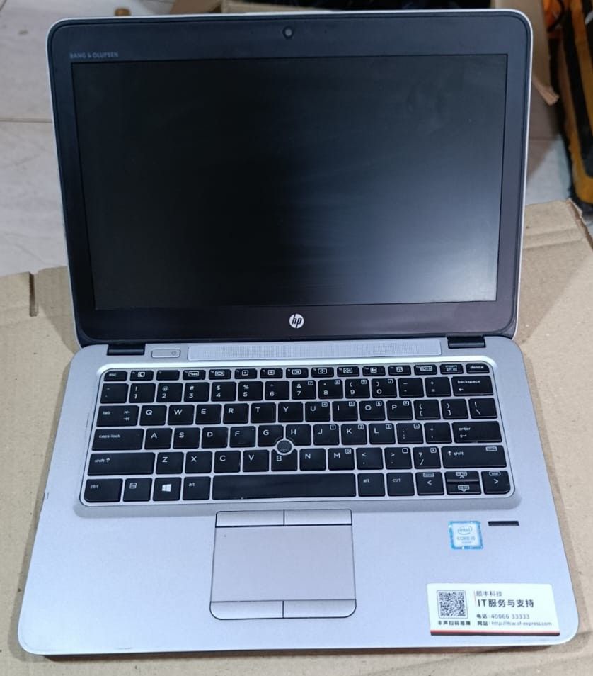 EX UK HP ELITEBOOK 820 G3 COI5 2.3GHZ  6TH GENERATION  8GBRAM 256GBSSD SILVER
Providing solid performance for everyday business and student tasks.