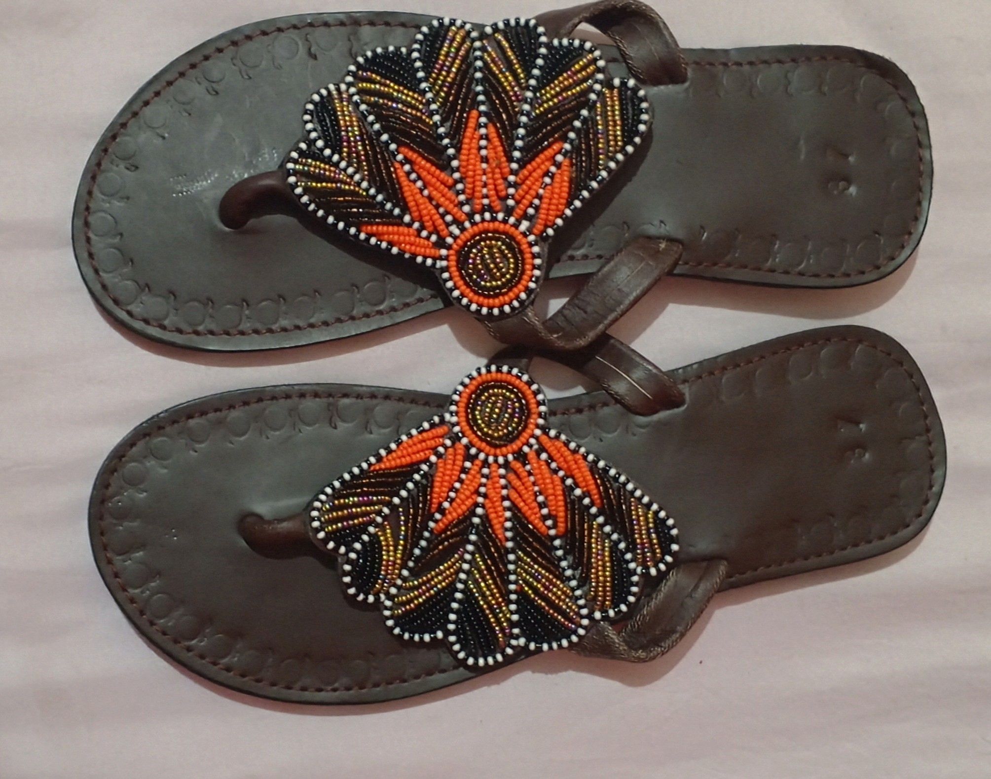 Fashionable African sandals Ladies/beads sandals/slippers/ handmade sandals/Masai sandals/ Kenyan sandals/art African sandals/African inspired/unique beadwork Masai slippers