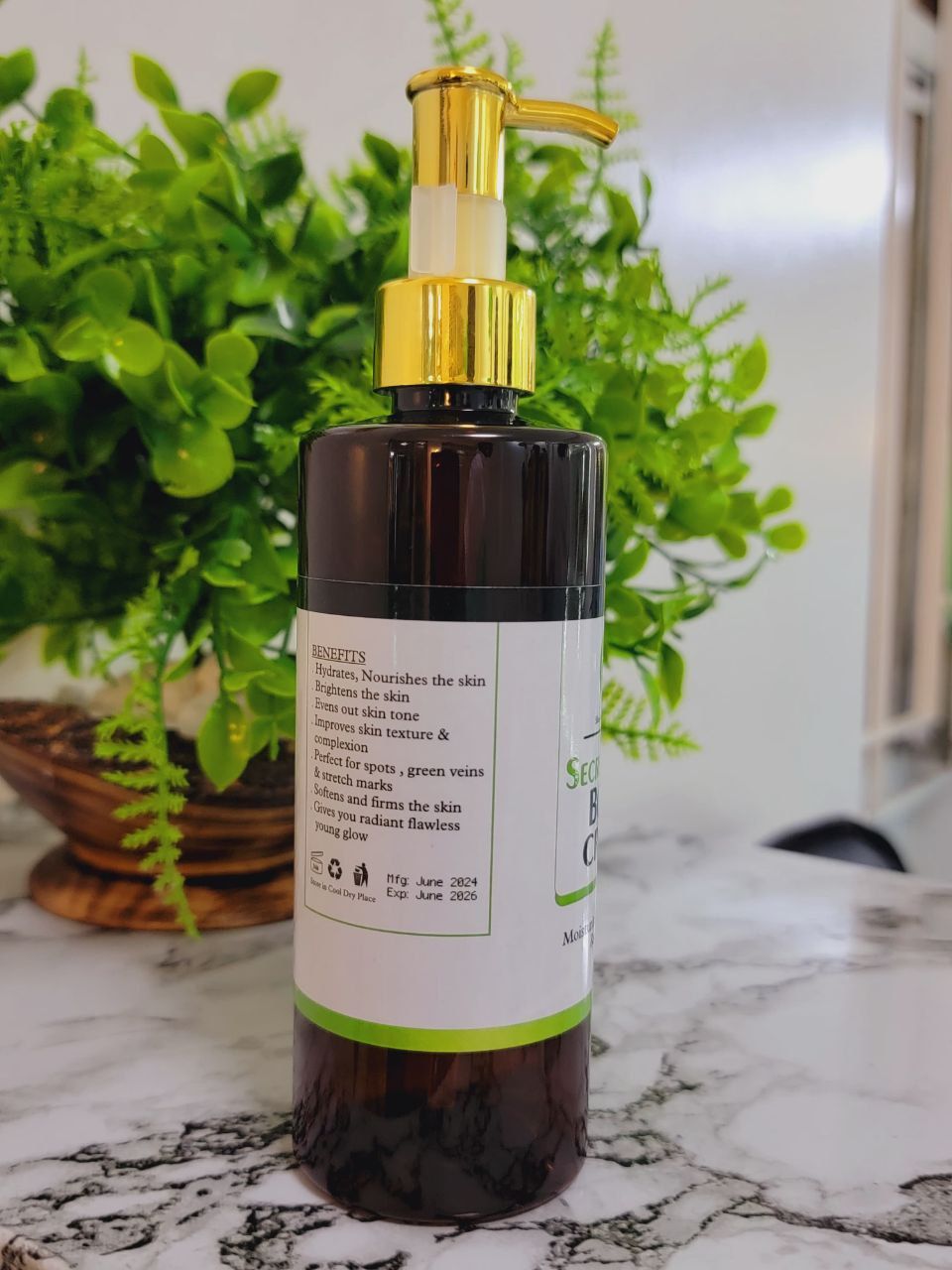 Secret Glow Body Cream - Dvee Organics - For Uniform Bright and Radiant Skin Tone