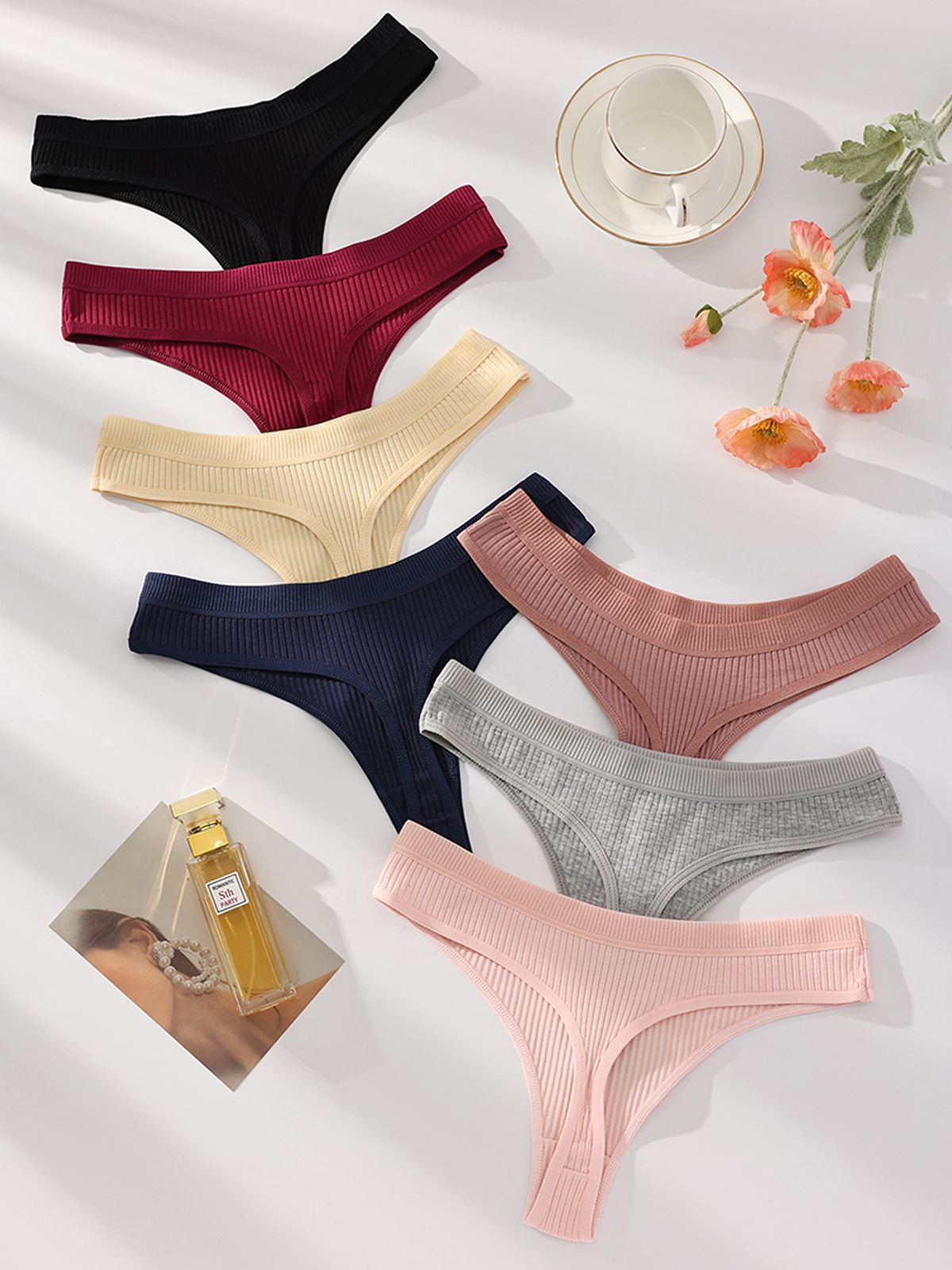 3pc Casual Briefs Cozy Basics Women Warm Cotton Panties Soft Quality Dry Absorbent Thong Women Underwear Breathable Comfort Great Fitting Trendy Intimate Clothing Ladies T-Back Panties Sexy Underwear