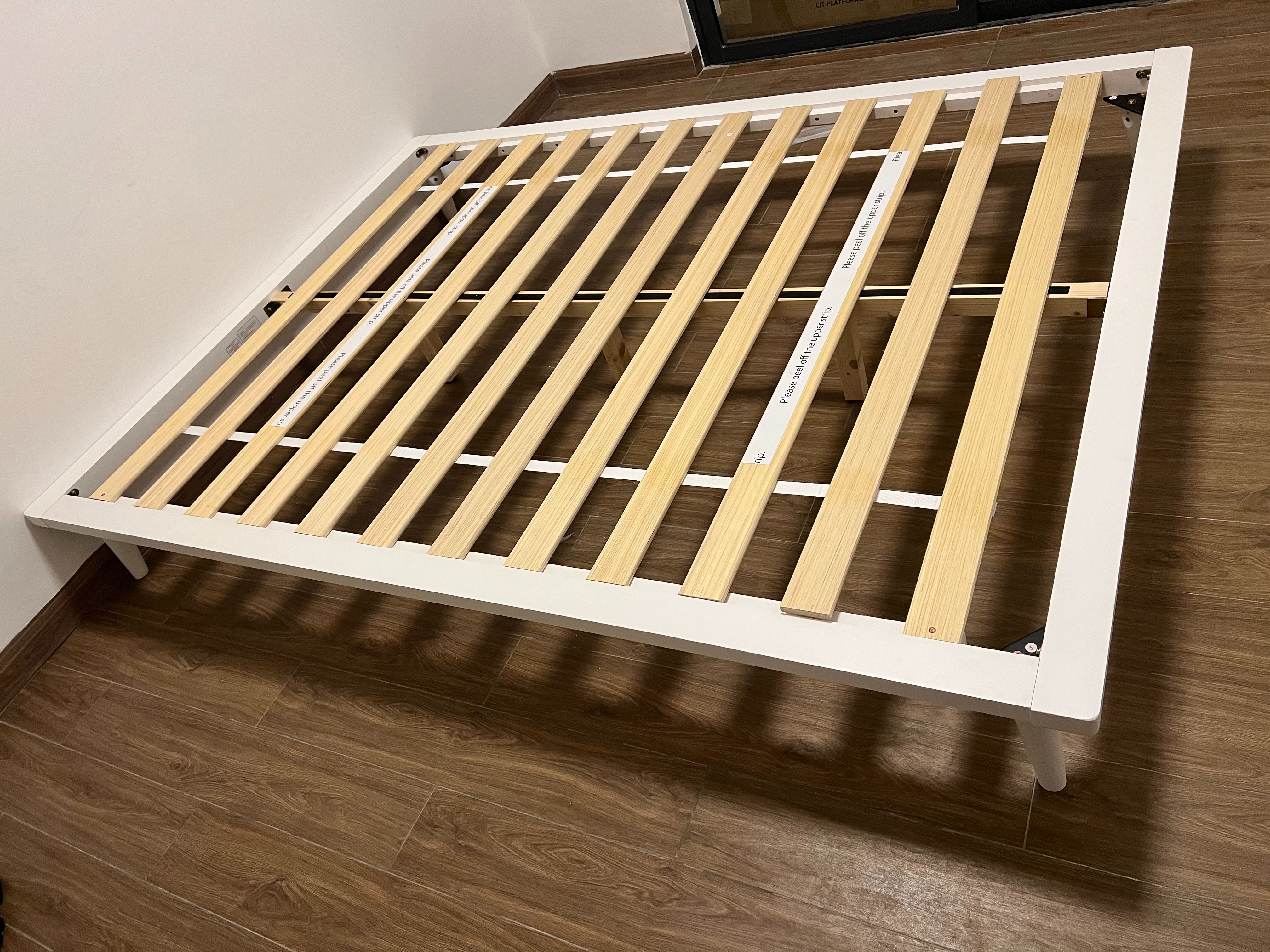 TinyTimes 2-Meter Long Full Size Platform Bed Frame without Headboard, Wood Foundation with Silent Slats for Enhanced Support, Easy Assembly, White