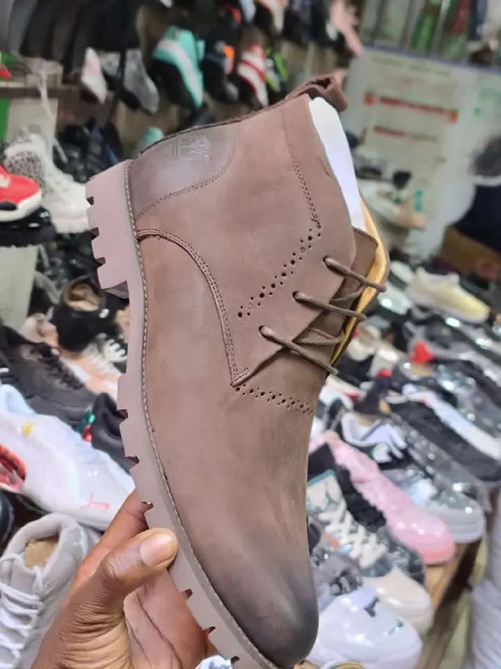High Quality ORIGINAL TIMBERLAND. CHELSEA BOOTS.