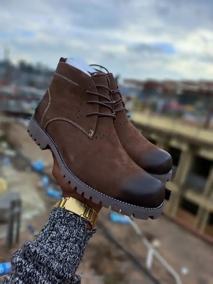 High Quality ORIGINAL TIMBERLAND. CHELSEA BOOTS.