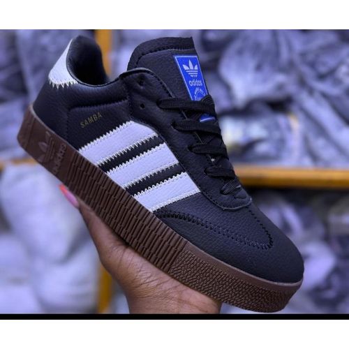 Adidas Samba Leather Trainers – Iconic Look, Modern Comfort