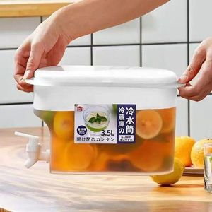 🧚‍♀️🥳3.5L Table Top/Multipurpose/ Fridge Juice/Beverage dispenser with Tap.Premium construction with durable PP and rubber materials.
Sealed lid design for freshness and easy access.
Spigot feature