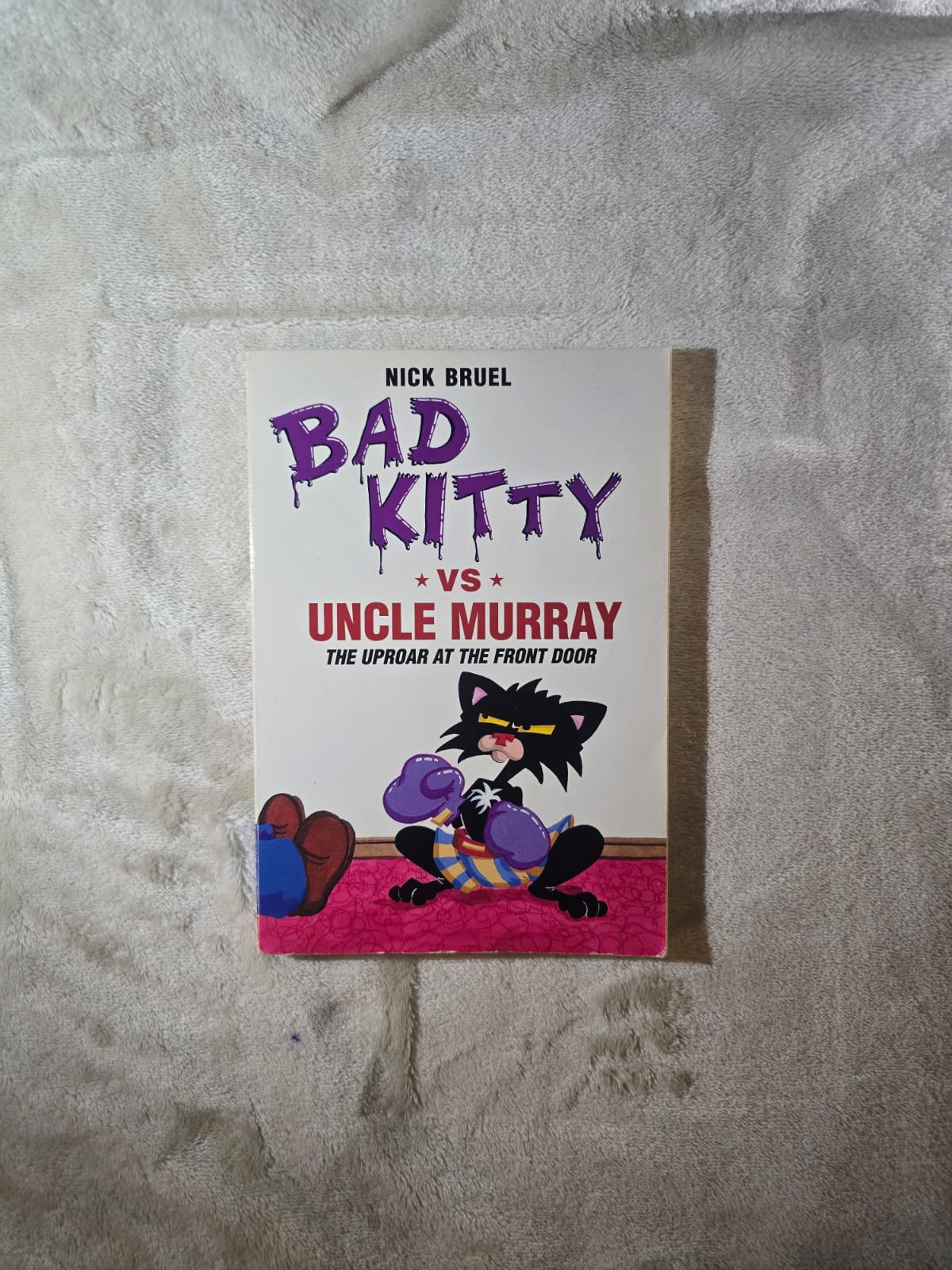 Bad Kitty vs. Uncle Murray: The Uproar at the Front Door – Preowned childrems novel  by Nick Bruel