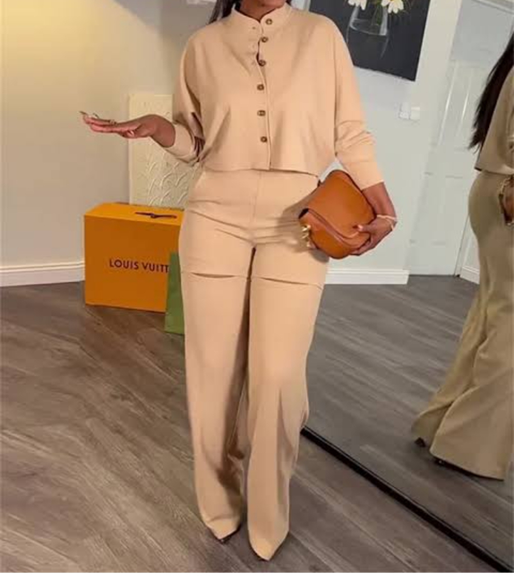 GORGEOUS WOMEN'S TWO PIECE , SOLID TOP AND PAIR OF TROUSERS
