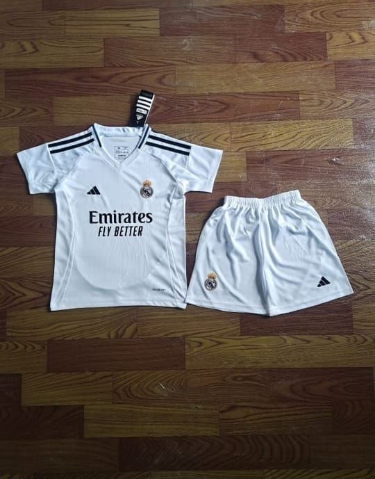 REAL MADRID 2024/25 KIDS FOOTBALL JERSEY AND A PAIR OF SHORTS
