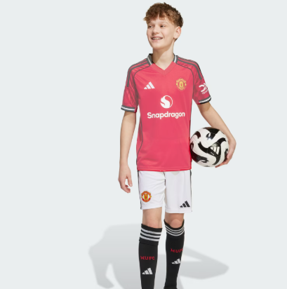 2024/25 MANCHESTER UNITED KIDS JERSEY AND A PAIR OF SHORTS, UNISEX