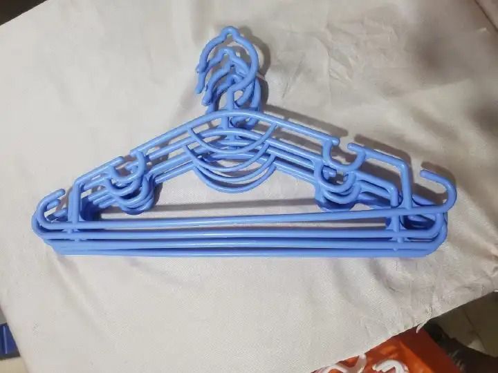 1 Dozen (12Pcs) High Quality Plastic Normal Clothes Hangers, Closet Organization and Display Tools
