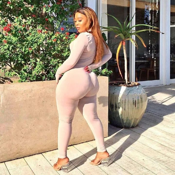 [Special Offer] Butt & Hips enlargement oil cream Garlic Hip Lift Up Ass Oil Buttocks Enhancement Big Butt Hips Enlargement butt booster Cream 30ml As Picture 30ml
SKU ID: 10000677558
[Speci