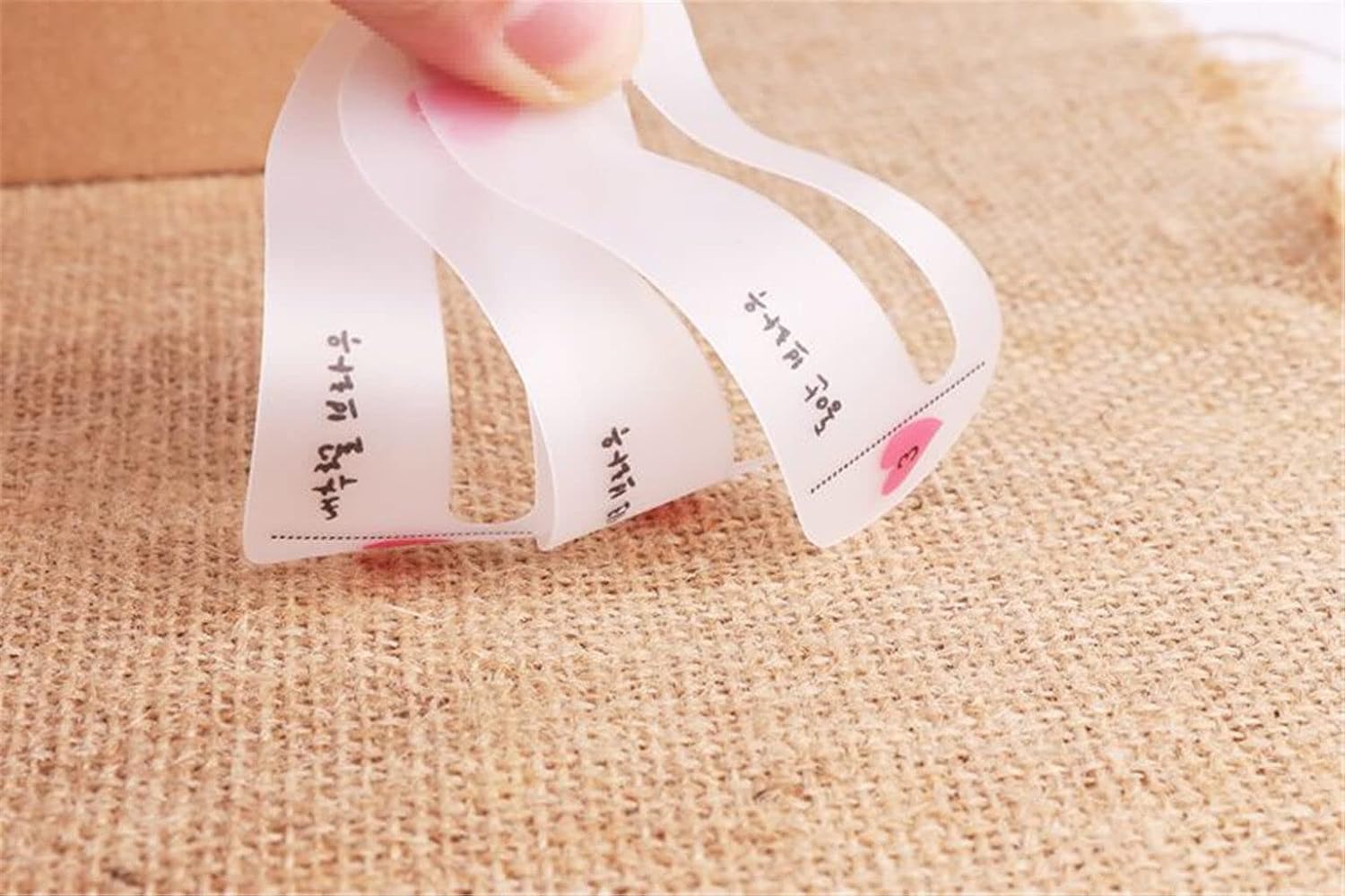 3 Pcs Eyebrow Stencil Grooming/Shaping Template Makeup Tool