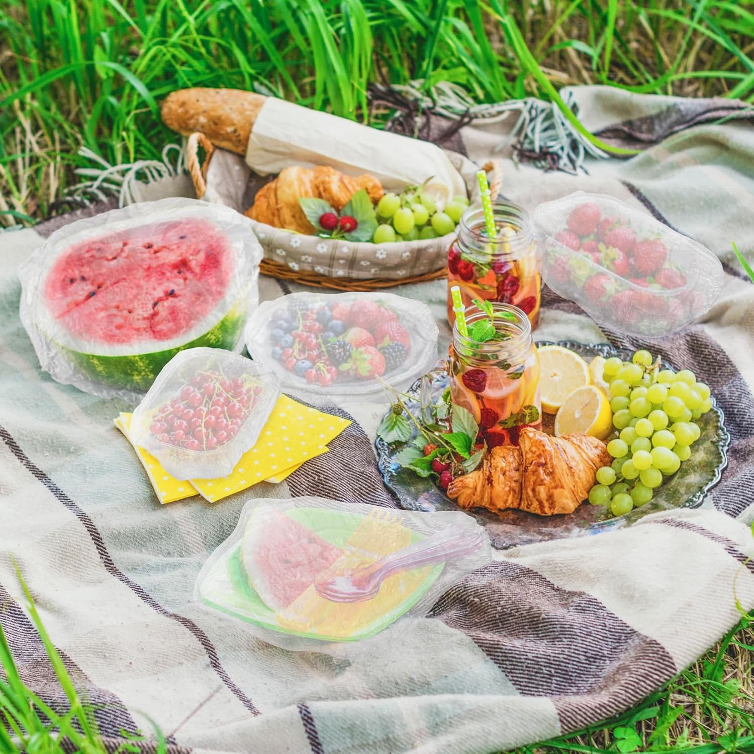 100 PCS Bowl Covers Reusable - Thickend&Sturdy Plastic Bowl Cover Elastic Food Covers Stretch Reusable Disposable Food Storage Fresh Keeping Bags Outdoor to Keep Dust Away Outdoor Party Supplies﻿