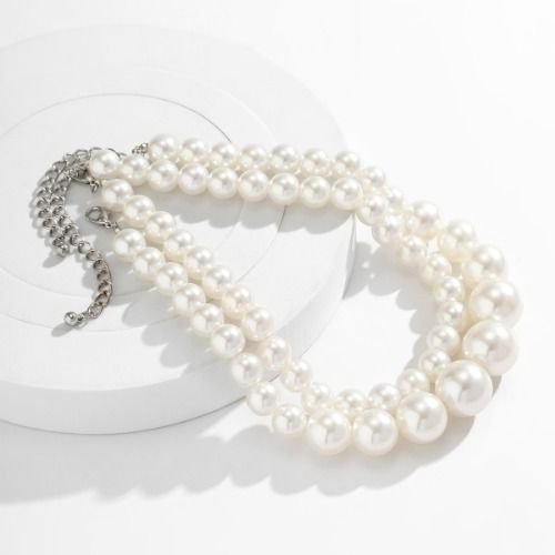 Pearl Choker Necklace for Women Faux Pearl Ladies Necklaces Summer Layered Pearl Necklace Big Chunky Pearl Necklace Fashion Lady Jewelry Gifts