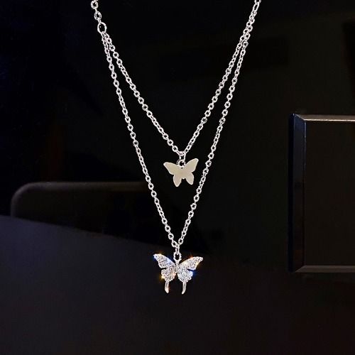 Butterfly Necklace Double Diamond Butterfly Pendant Choker Necklace Ladies Necklaces Personality Fashion Lady Jewelry