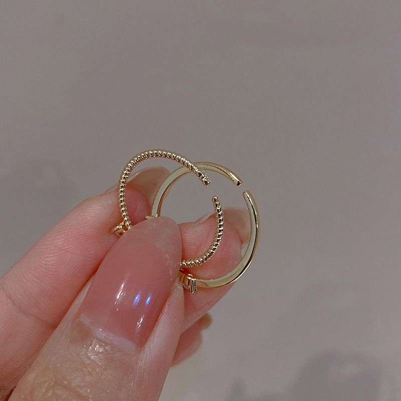 ‌2-Piece Adjustable Heart Ring Set for Women - Copper Cubic Zirconia Stacking Rings, Delicate Love Jewelry Gift for Her (Valentine's, Anniversary, Everyday)