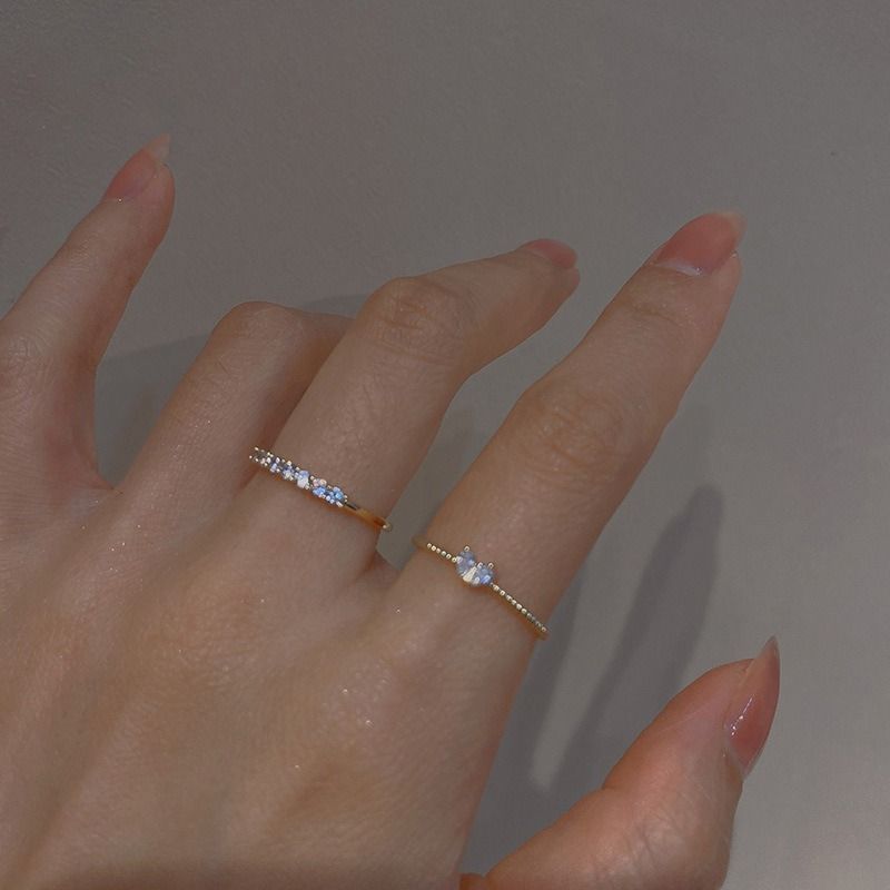‌2-Piece Adjustable Heart Ring Set for Women - Copper Cubic Zirconia Stacking Rings, Delicate Love Jewelry Gift for Her (Valentine's, Anniversary, Everyday)