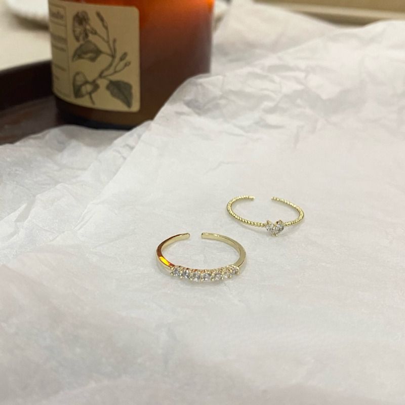 ‌2-Piece Adjustable Heart Ring Set for Women - Copper Cubic Zirconia Stacking Rings, Delicate Love Jewelry Gift for Her (Valentine's, Anniversary, Everyday)