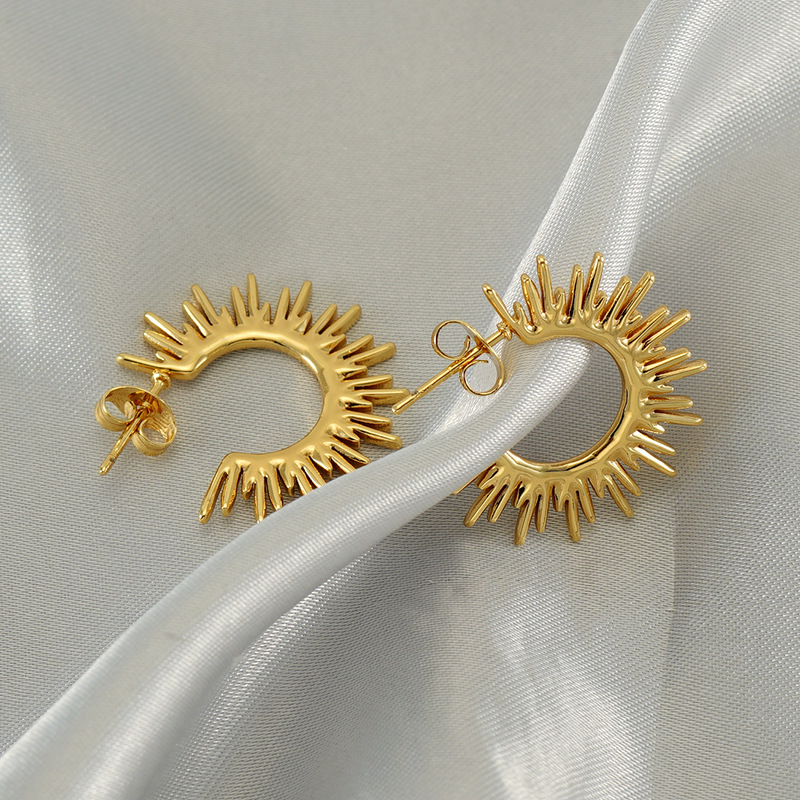 Fan-Shaped SUNFLOWER Earrings for Women Simple Graceful Vintage Earrings Irregular with Personality Niche High-Grade Earrings