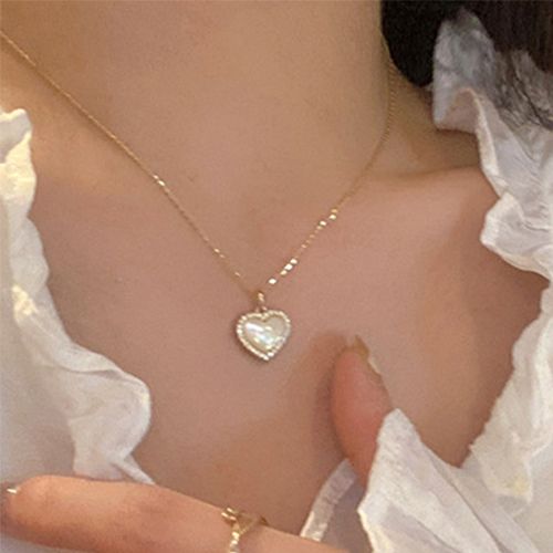 ‌Dainty Heart Choker Necklace for Women Ladies - Adjustable Gold/Silver Minimalist Pendant, Cute Love Jewelry Gift for Her (Birthday, Anniversary, Valentine's)