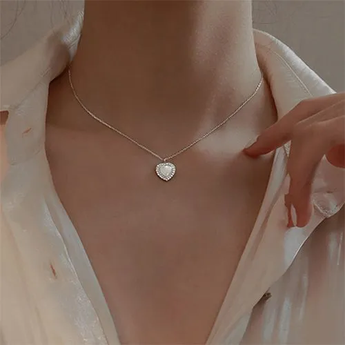 P‌INCHUAN Dainty Heart Choker Necklace for Women Ladies - Adjustable Gold/Silver Minimalist Pendant  Cute Love Jewelry Gift for Her (Birthday  Anniversary Valentine's)