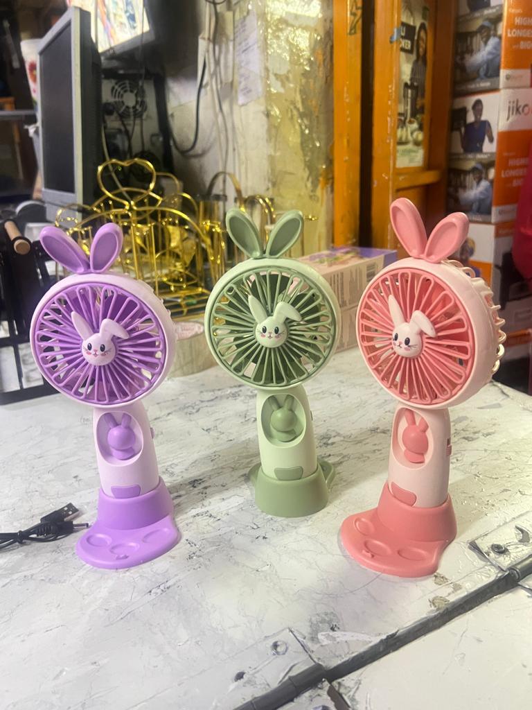 Portable fun,Mini Hand Fan,Rechargeable Personal Fan, Battery Operated Small Fan with 3 Speeds for Travel/Commute/Makeup/Office-Random colors