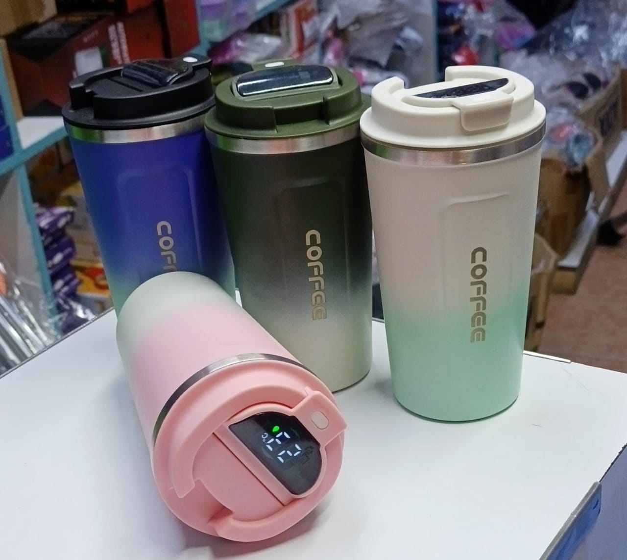 VACUUM FLASK. ✅ Stainless steel coffee tumbler thermos cup with intelligent temperature display ✅ Portable travel mug ✅ Capacity 510 Mls