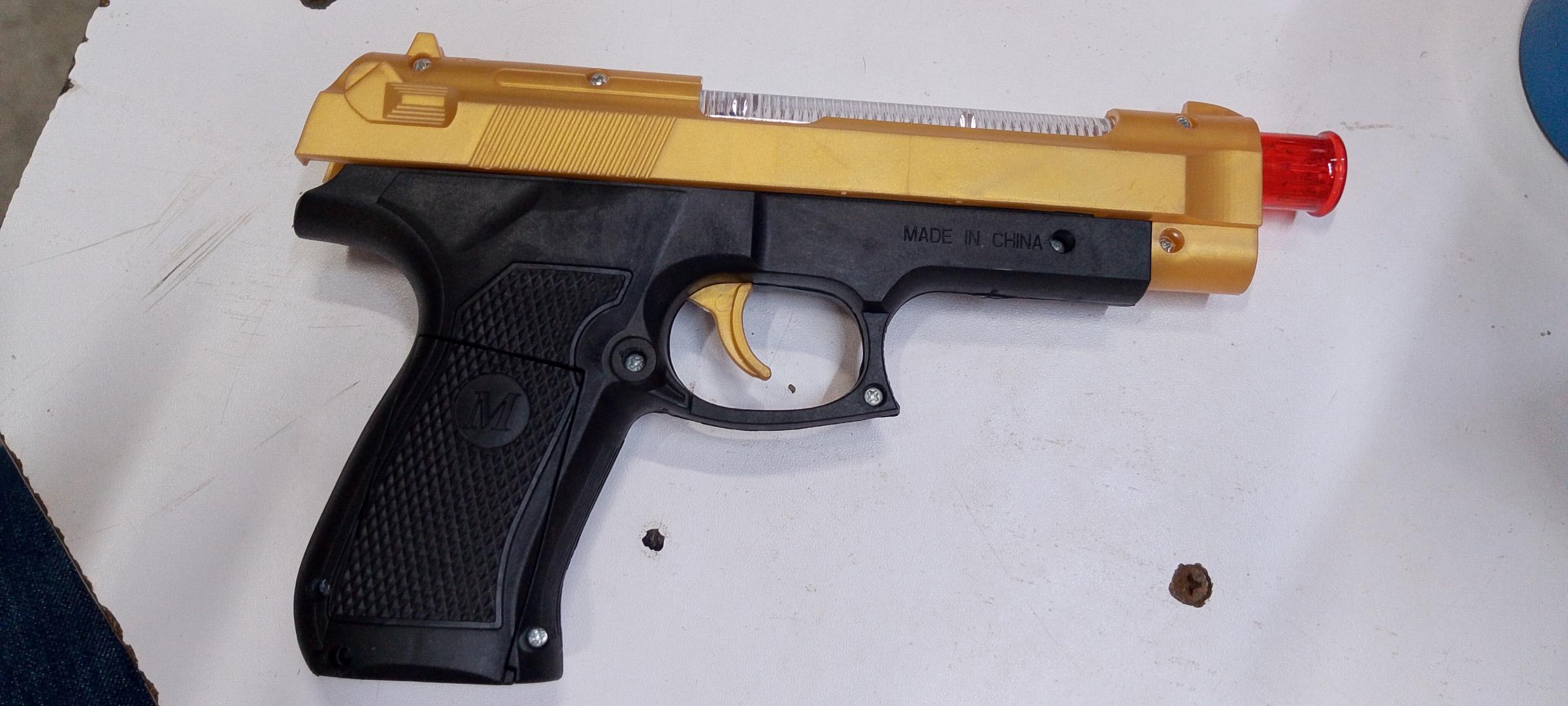 Make the outdoor entertainment for your kids memorable with these pistols, shotguns and revolver. Make the moment for your kids worthwhile not another physical exercise class like at school.