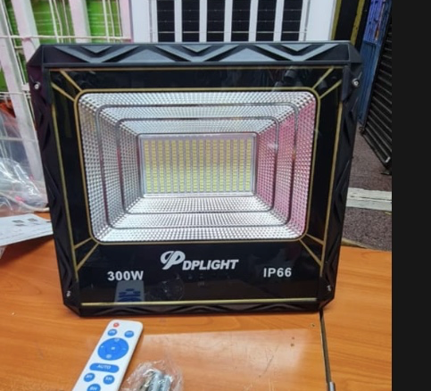 Dp Light DP Rechargeable Bulb Portable Indoor/Outdoor Waterproof Super Brightness ABS Plastic Housing Phone Power Bank Charge Led Solar Bulb with Hanging Hook