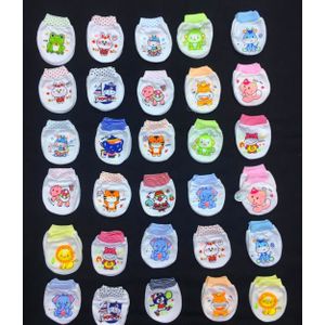 Fashion Baby Super Soft Warm Newborn Mittens are designed to keep your little one's hands cozy and protected. Made from ultra-soft, high-quality materials, these mittens provide warmth and comfort